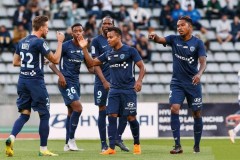 法甲焦点战：巴黎 FC 主场卡位谋攀升，南特客场保级寻生机？