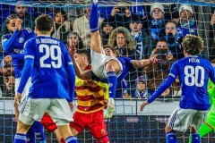 倒钩绝平+11场8球！23岁阿根廷神锋逆袭，从韧带撕裂到法甲射手王