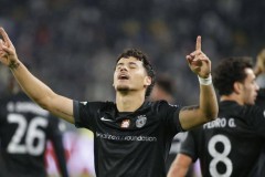 戴维错失绝杀，意甲6亿豪强拖后腿：欧冠四场不胜太耻辱