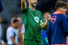 欧冠小组赛焦点：曼城与巴萨的战术博弈与球星对决