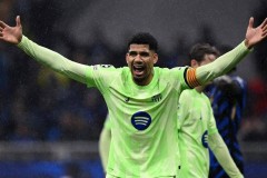 2-1，巴萨战胜纽卡，西甲欧冠首胜英超，不是莱万，最大功臣是他