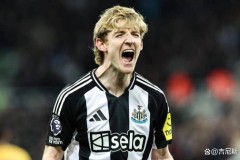 2-1！巴萨开门红，5000万先生脱离曼联，欧冠9分钟两球，滑跪庆贺