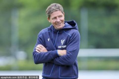 足球友谊赛：美因茨vs水晶宫</title>
        
    <title>足球友谊赛：美因茨vs水晶宫